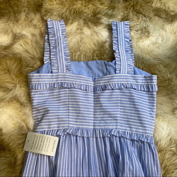 Gal meets glam Courtney 4 - Picture 9 of 12